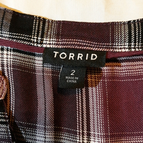 Plaid pattern half button down - Picture 4 of 11